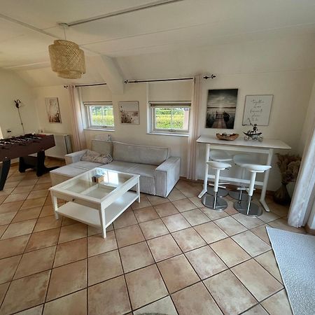 Freistehendes Ferienhaus Am See Naehe Roermond Heel Extérieur photo