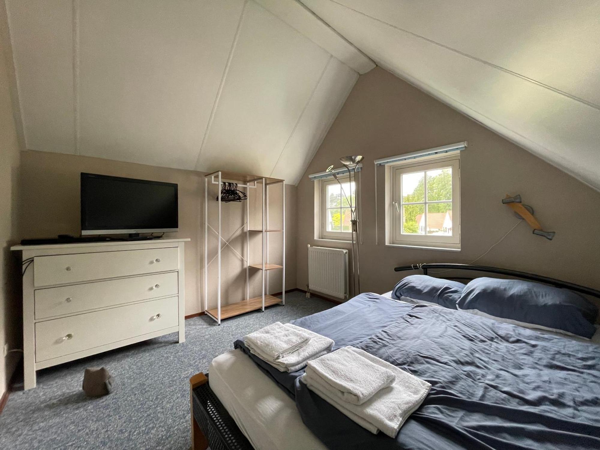 Freistehendes Ferienhaus Am See Naehe Roermond Heel Extérieur photo