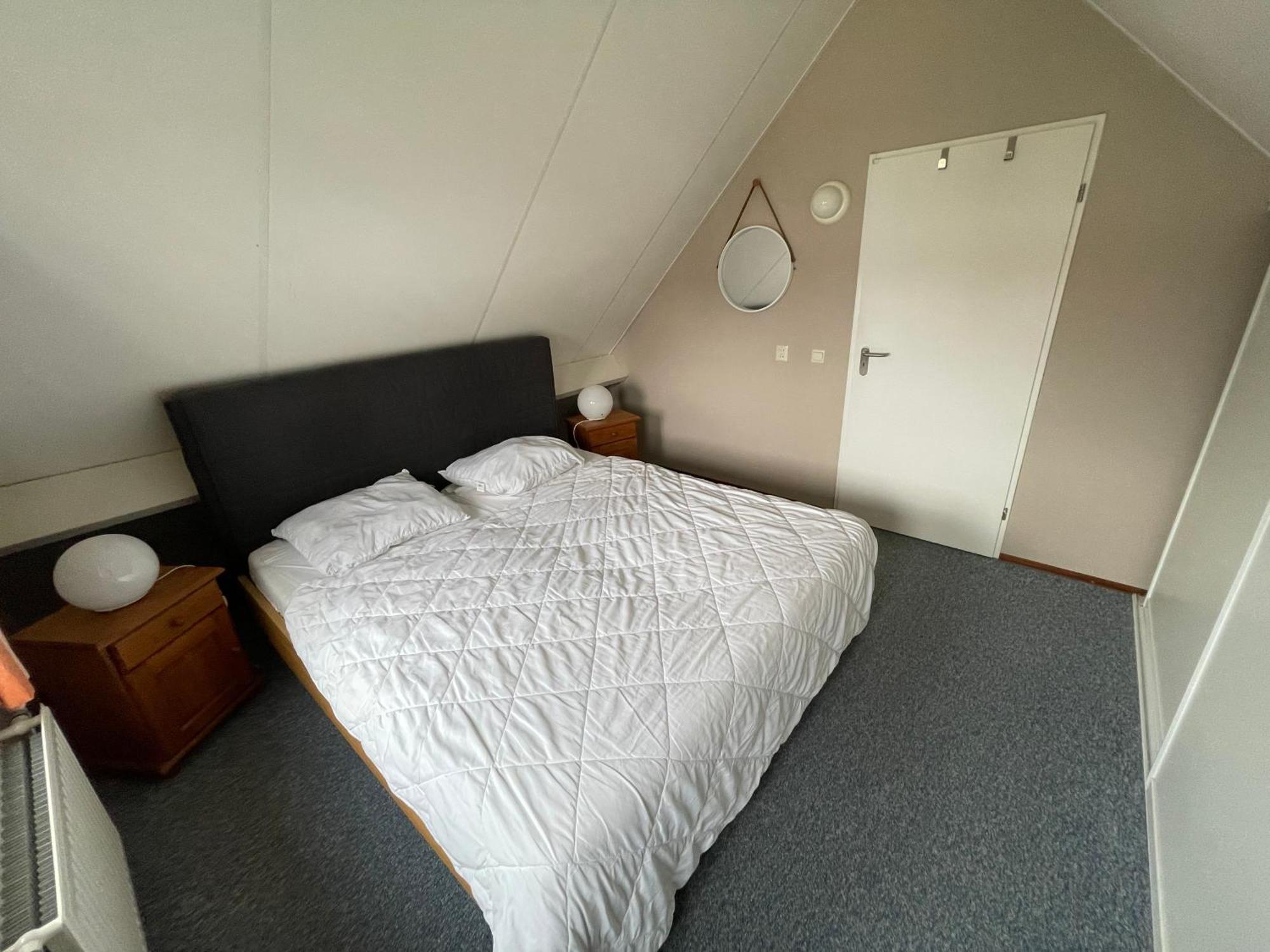 Freistehendes Ferienhaus Am See Naehe Roermond Heel Extérieur photo
